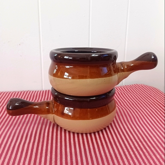 French Onion Soup Crocks - Picture 1 of 8